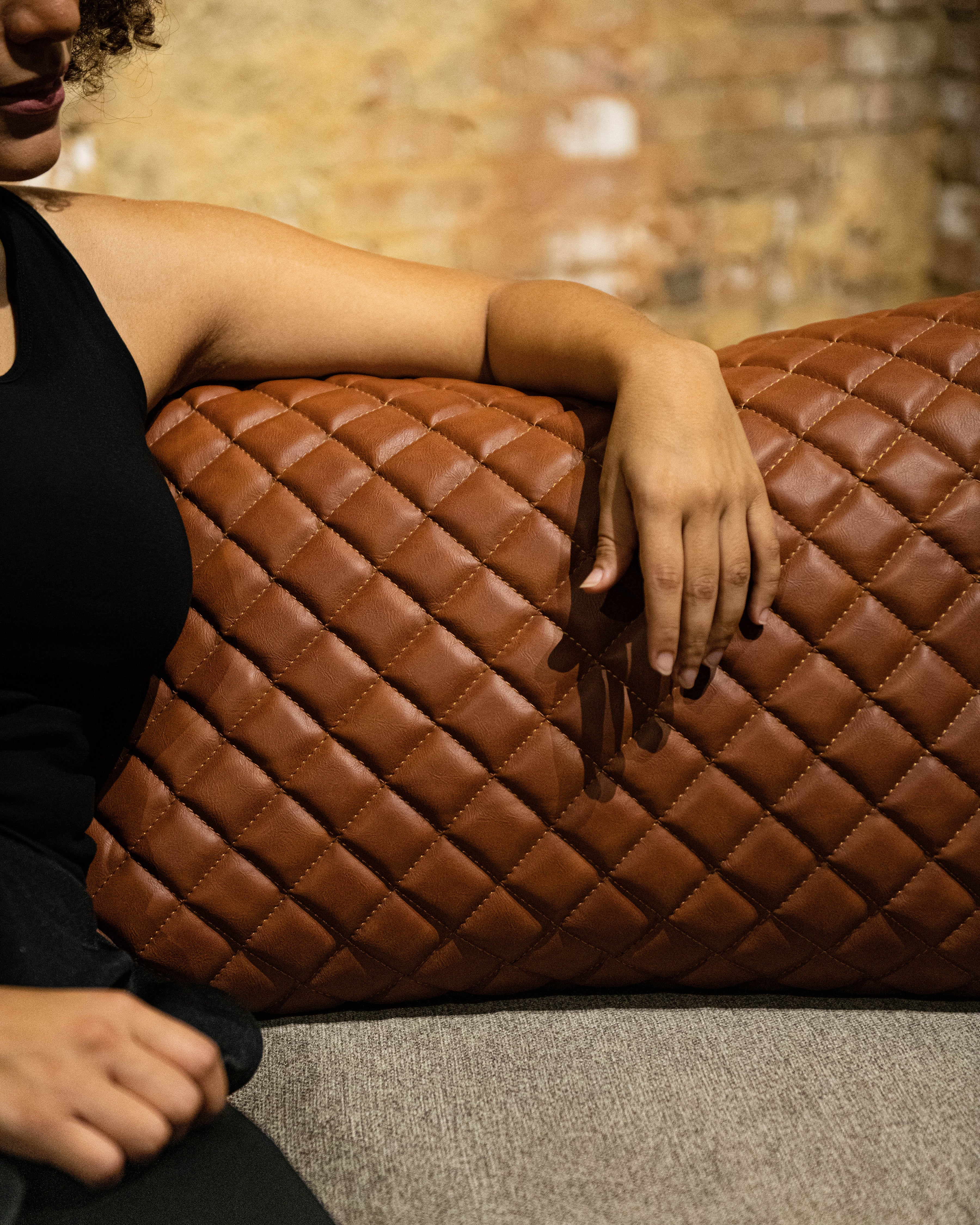 Pyra Sofa - Grayish & Havane
