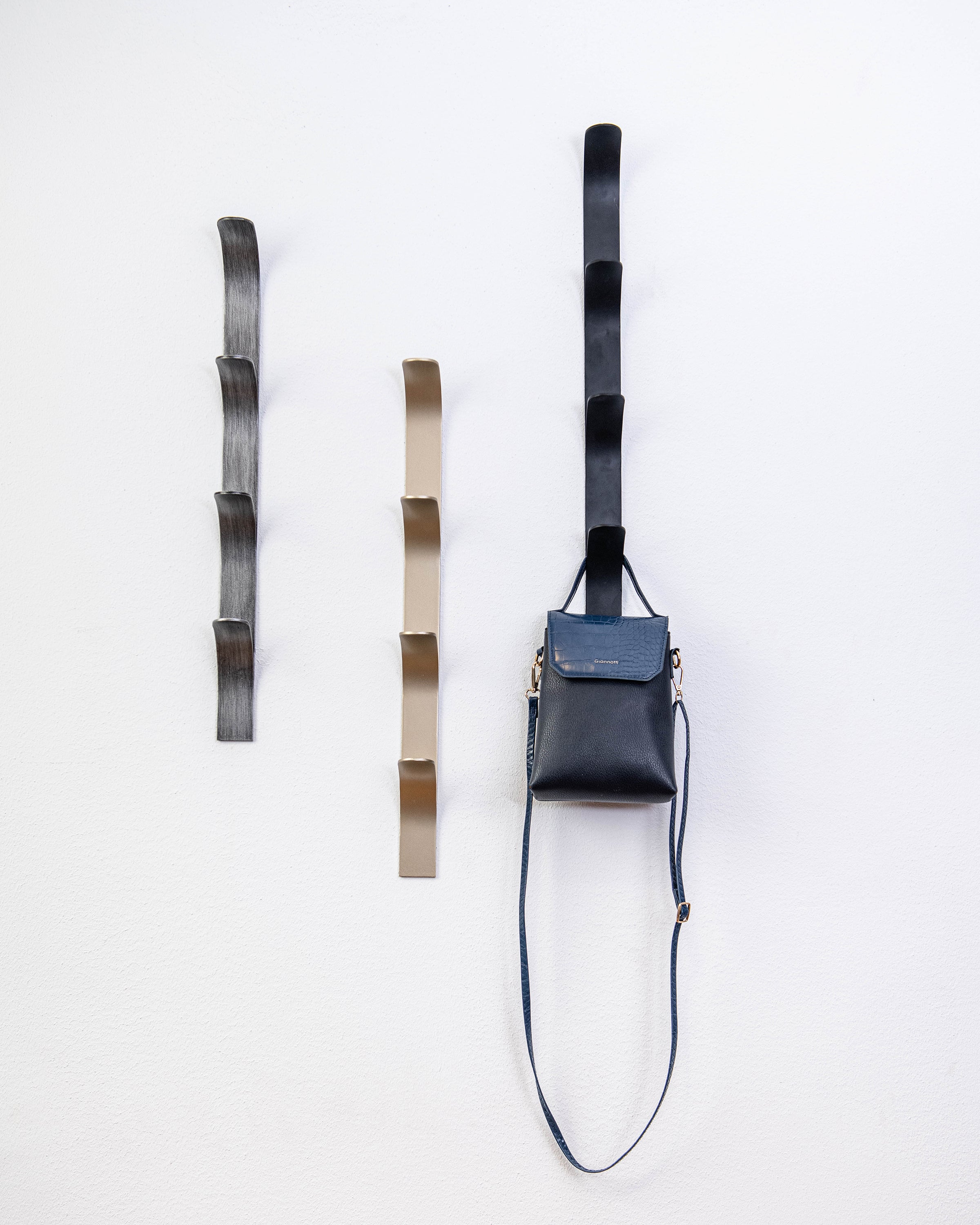 Leaf Hanger - Antique Black