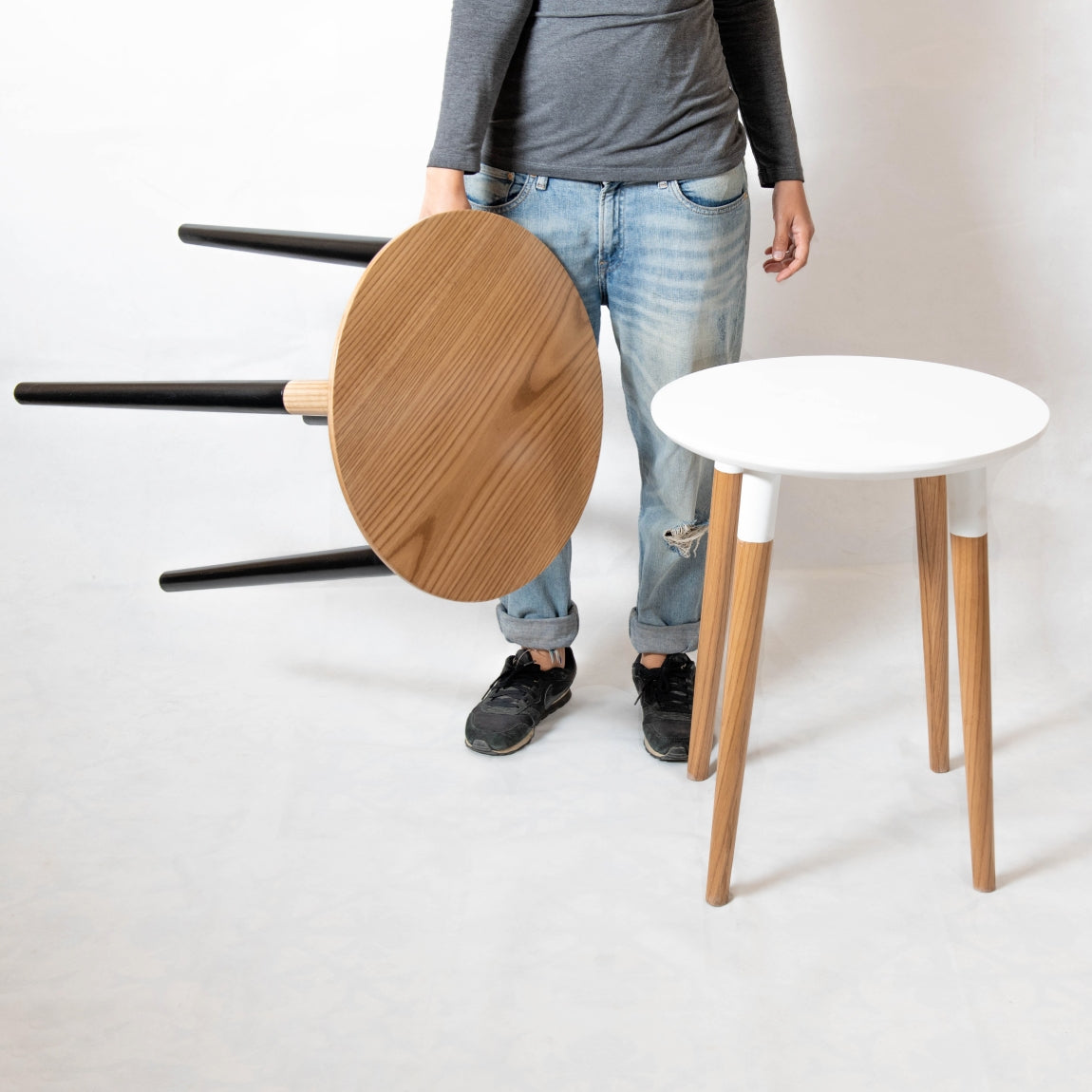 Basic white legs sidetable – Room No.9