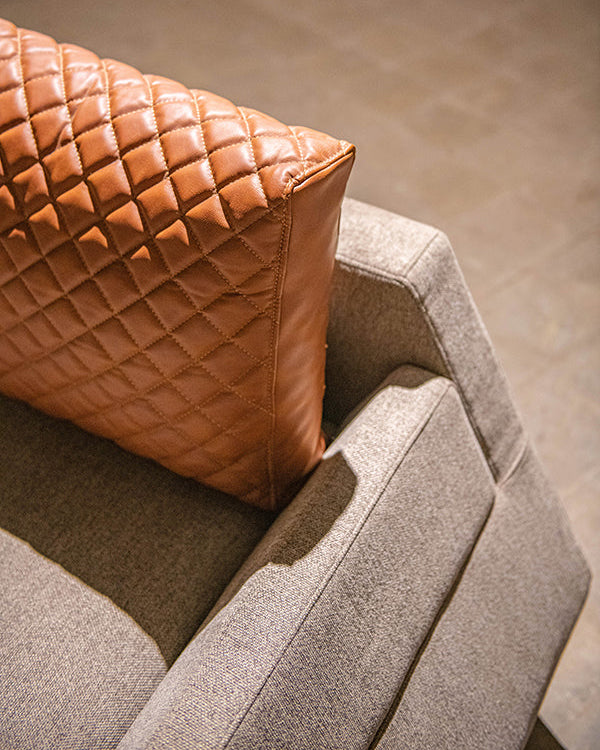 Pyra Sofa - Grayish & Havane